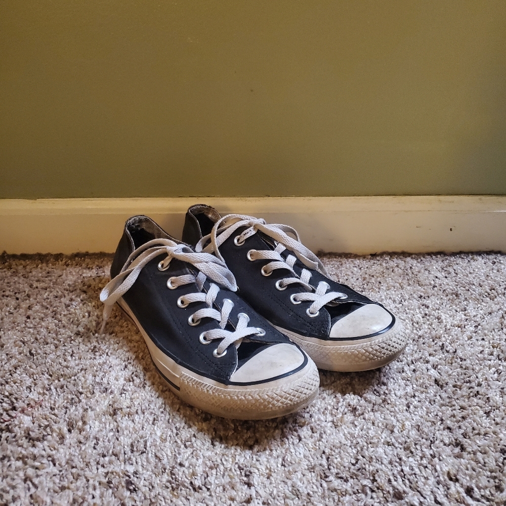 Converse Chuck Taylor Low Top Shoes